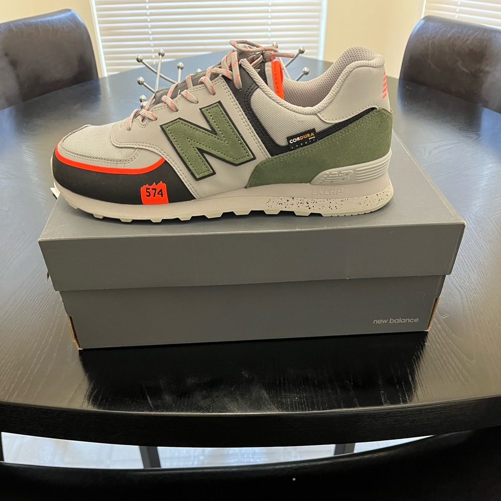 Men’s New Balance 574 Brand New Size 13